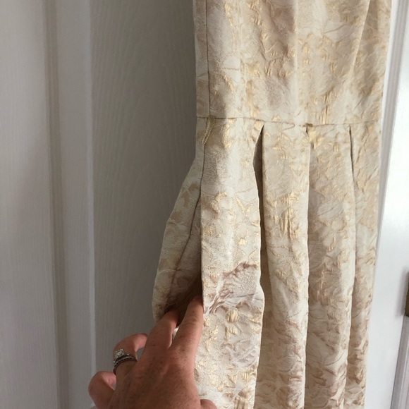 Eliza J Gold Jacquard Cocktail Dress - Picture 3 of 9